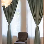 Charm - 2br *