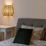 Charm - 2br *