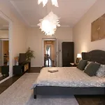 Charm - 2br Apartment *