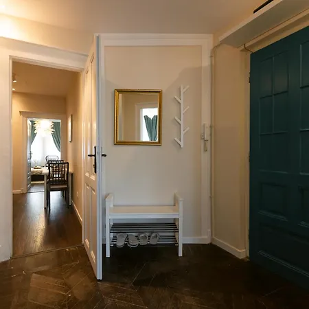 Charm - 2br Apartament