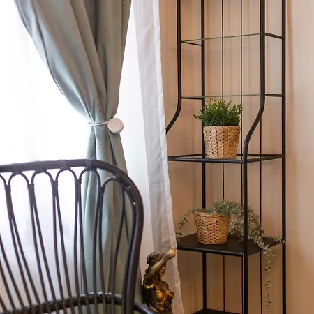 アパート Charm - 2br ティミショアラ