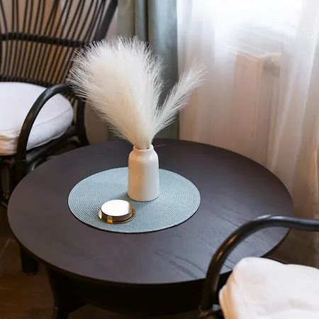 Charm - 2br Lägenhet *